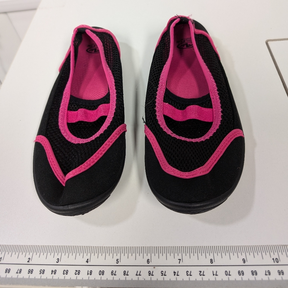 Athletic Works Water Shoe Women's Size 7-8 Black Pink Mesh Slip On Mary Jane